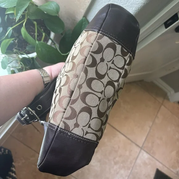 Coach signature hobo shoulder bag | Brown - Picture 7 of 7